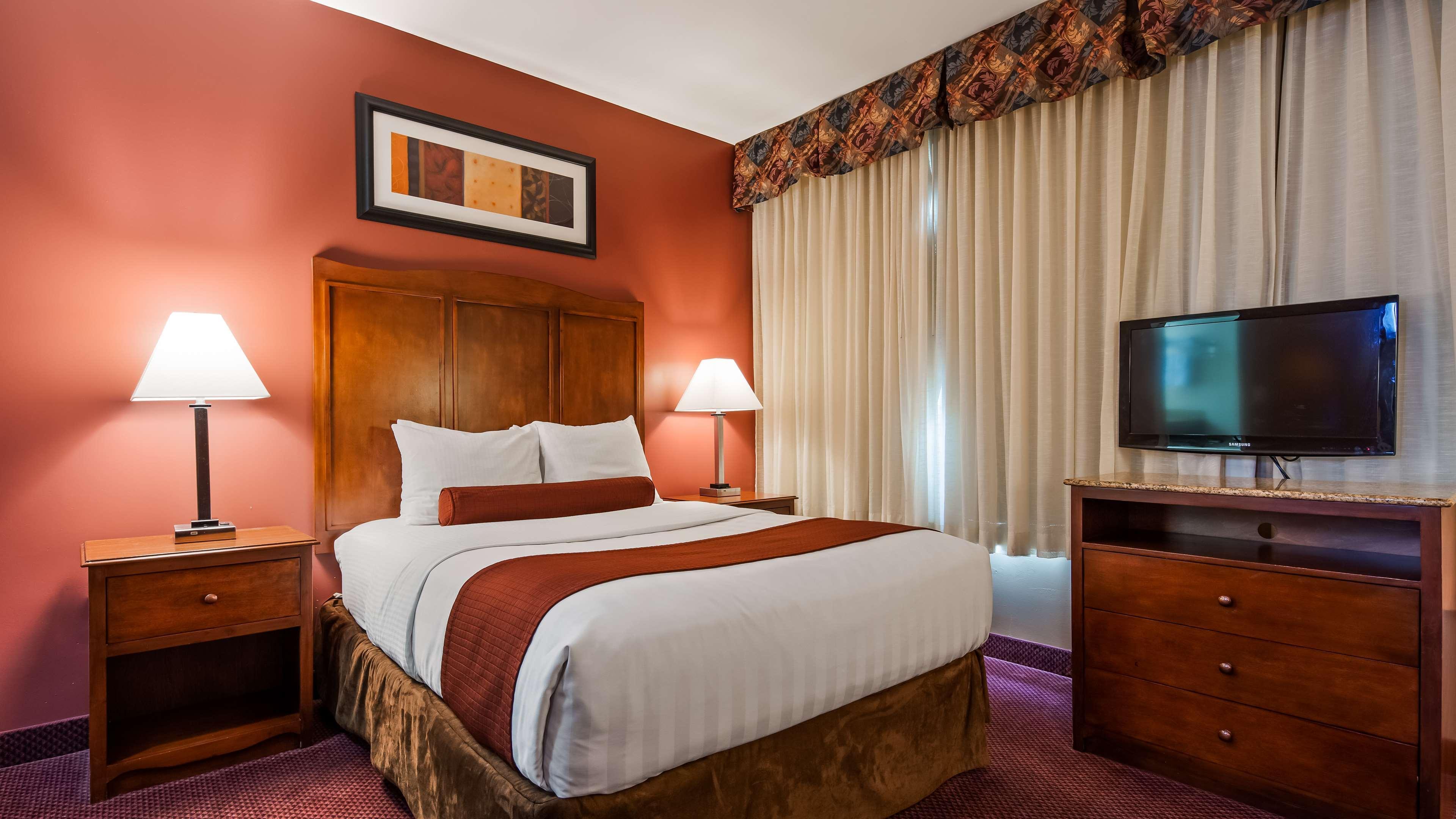 Best Western Plus Hannaford Inn & Suites Kenwood Εξωτερικό φωτογραφία