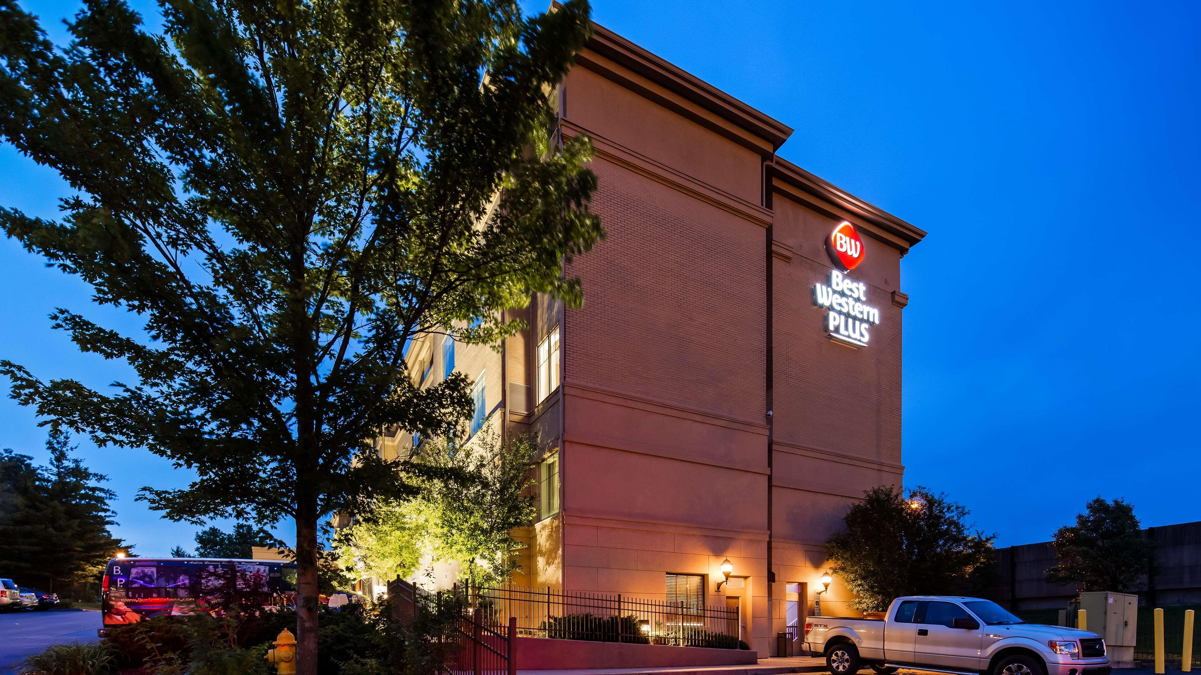 Best Western Plus Hannaford Inn & Suites Kenwood Εξωτερικό φωτογραφία