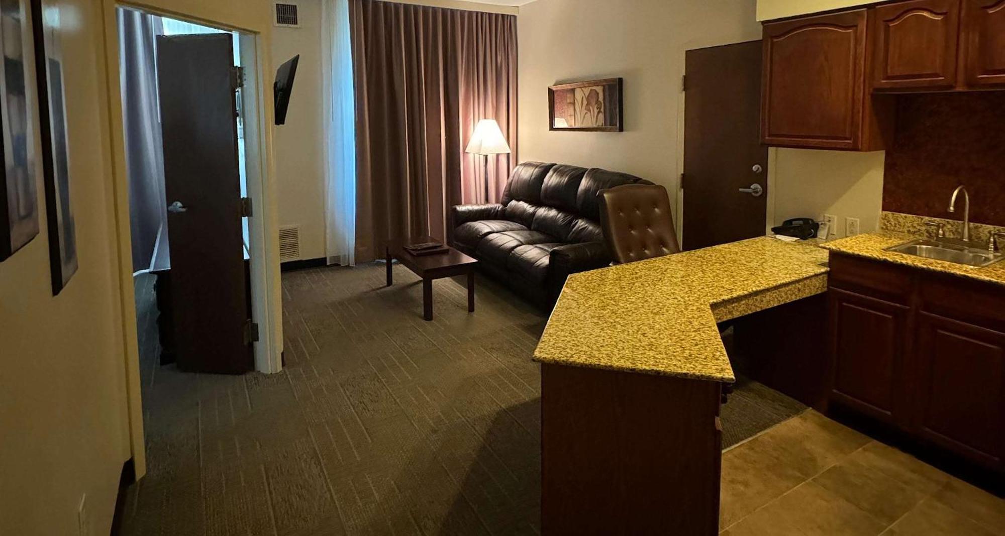 Best Western Plus Hannaford Inn & Suites Kenwood Εξωτερικό φωτογραφία
