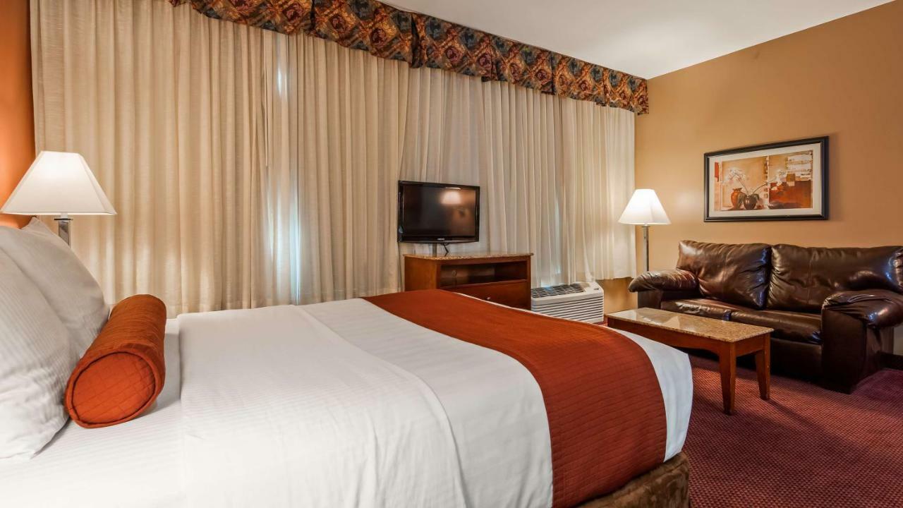 Best Western Plus Hannaford Inn & Suites Kenwood Εξωτερικό φωτογραφία