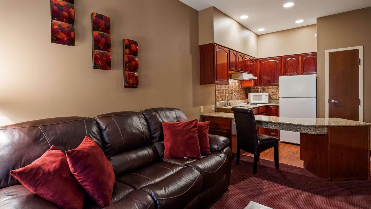 Best Western Plus Hannaford Inn & Suites Kenwood Εξωτερικό φωτογραφία